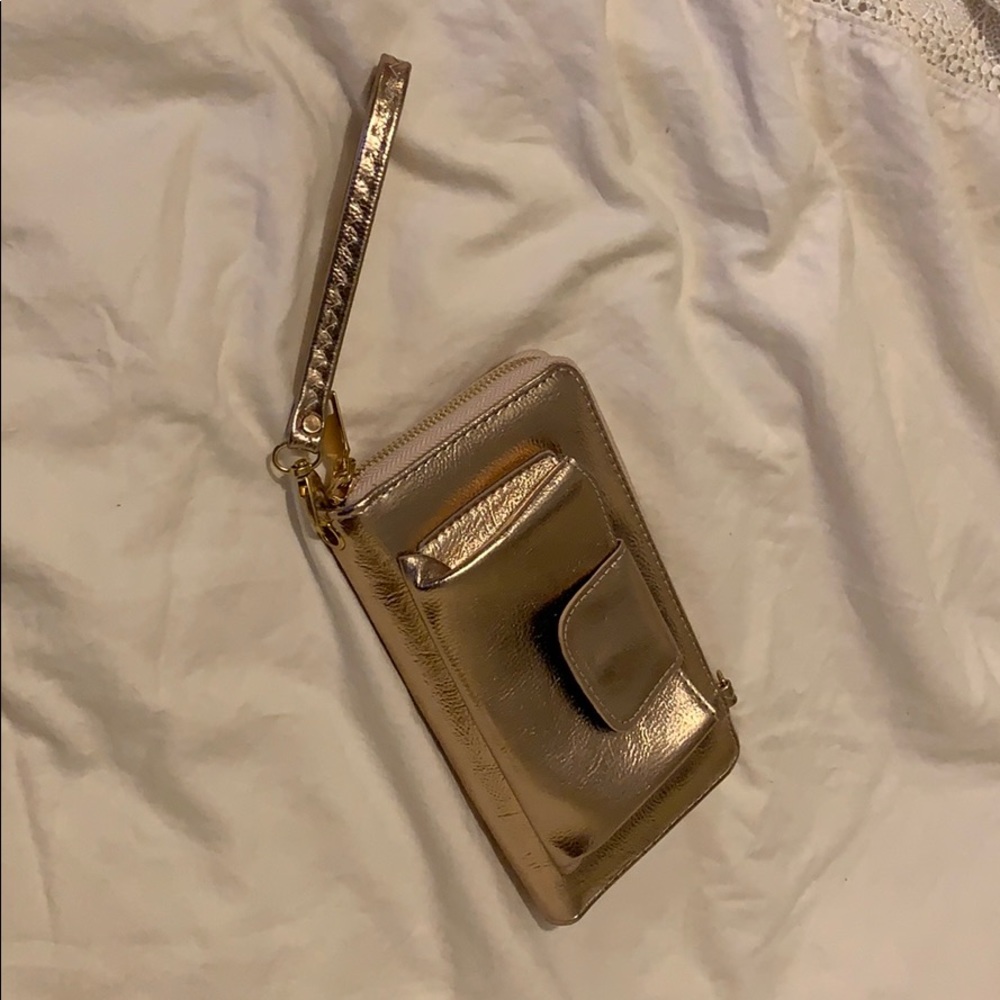 SHINY GOLD CROSSBODY OR WRISTLET!!  NWOT